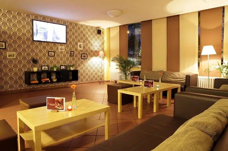 A&O Duesseldorf Hauptbahnhof Hotel  Düsseldorf